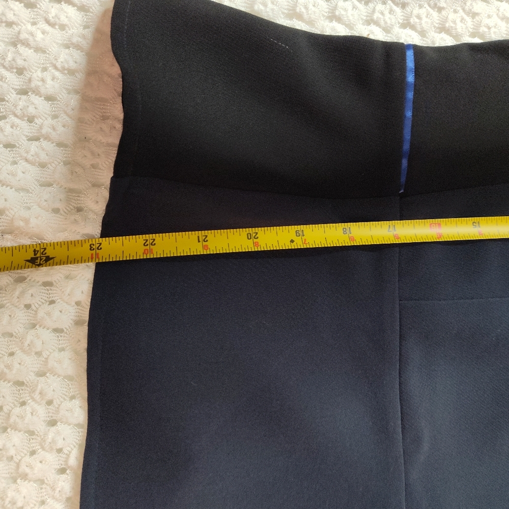 Ann Taylor Top Blouse Casual Peplum Sleeveless Round Neck Black 14 Petite - Picture 11 of 11